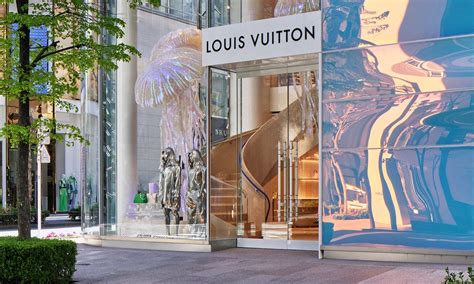 Louis Vuitton japan locations